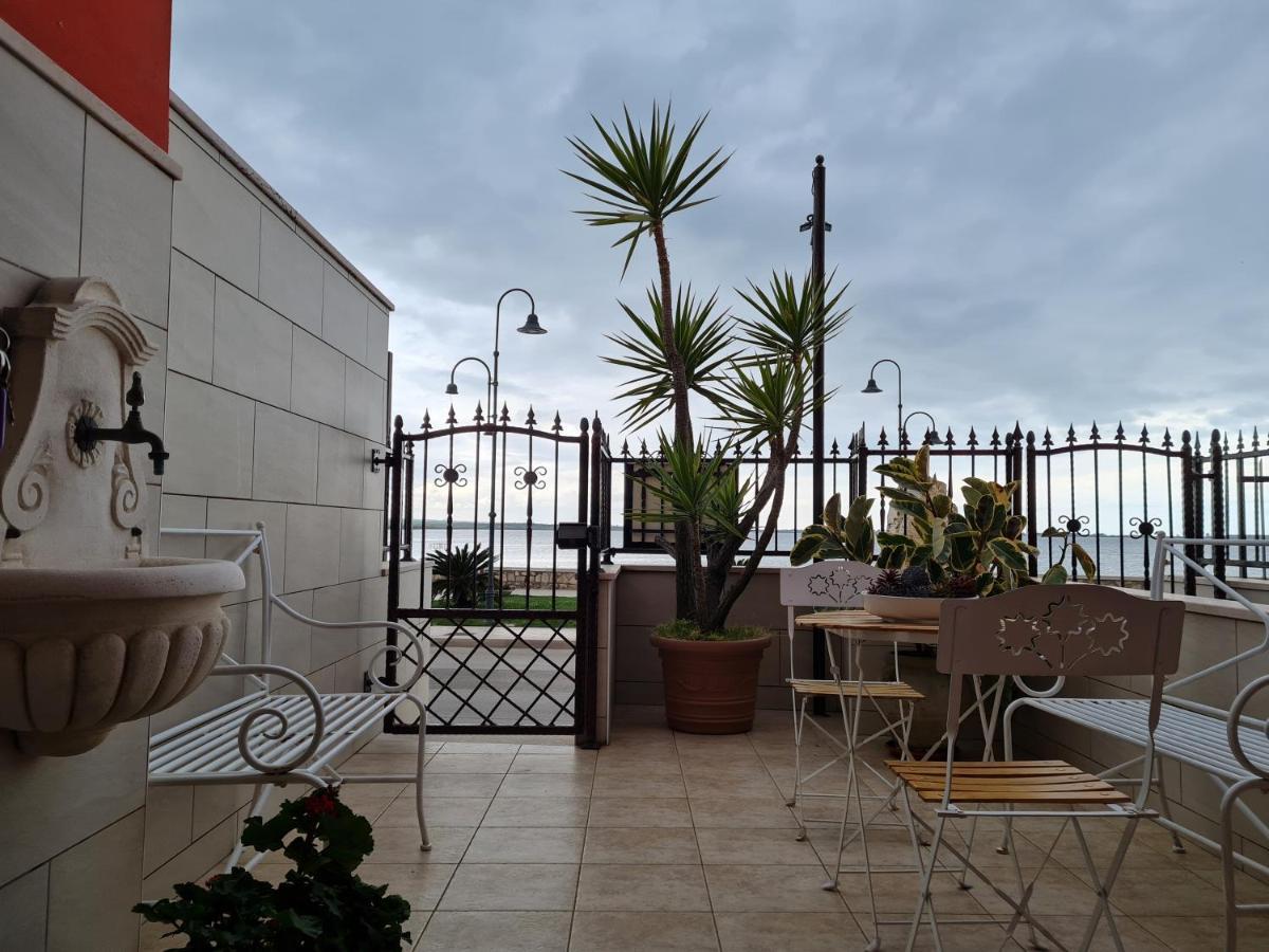 L'Isola Aer B&B Lesina Exterior photo